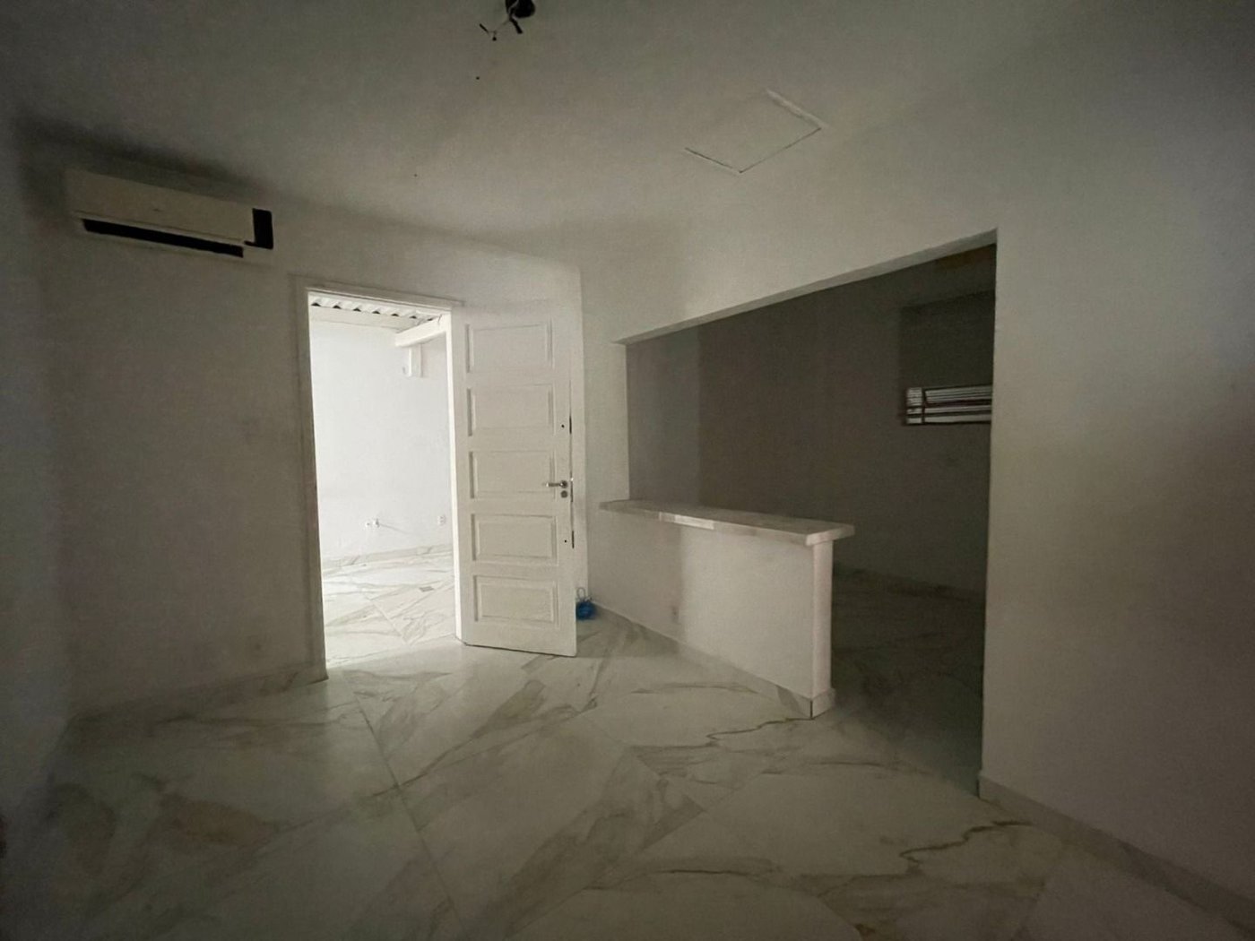Casa com 5 dormitórios à venda, 232 m² por R$ 4.260.000,00 - Embaré - Santos/SP