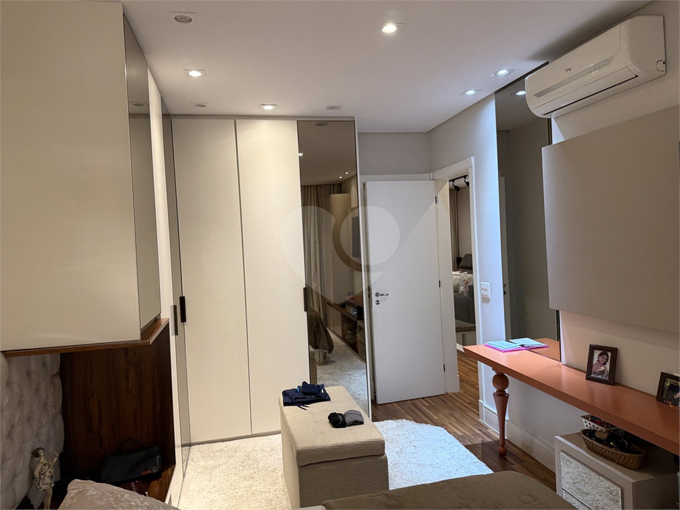 Casa à venda com 4 quartos, sendo 3 suítes,  no condomínio Aromaz, São Bernardo do Campo - SP