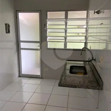 CASA EM CONDOMINIO 84M², 3 DORMITORIOS, 1 BANHEIRO, 2 VAGAS - BAIRRO CIDADE SALVADOR - JACAREÍ/SP.