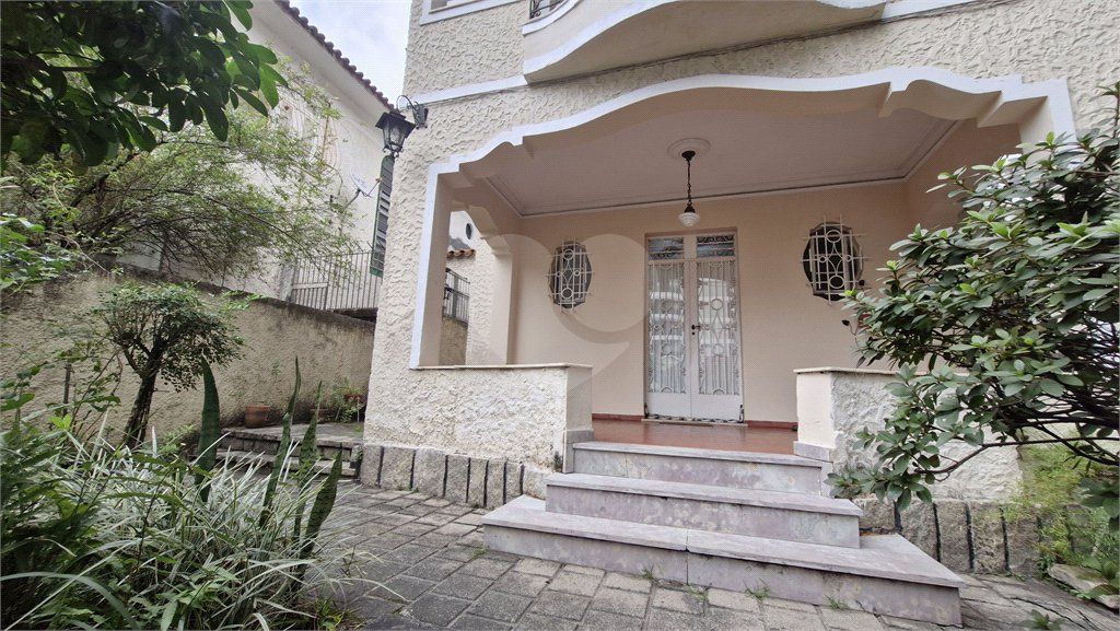 Casa à venda com 4 quartos em Grajaú, Rio de Janeiro, RJ