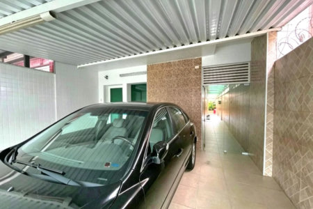 Casa com 3 dormitórios à venda, 210 m² por R$ 1.200.000,00 - Encruzilhada - Santos/SP