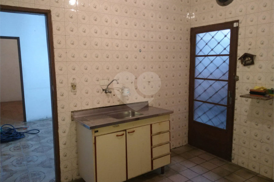 Sobrado à venda com 5 quartos, sendo 1 suíte, em Vila Amália (zona Norte), São Paulo, SP