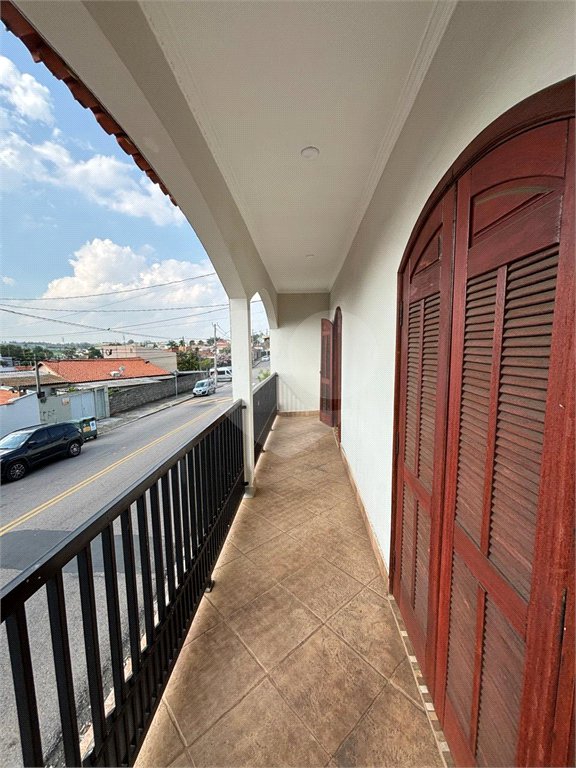 Casa à venda com 3 quartos, sendo 1 suíte, no Centro, Salto, SP