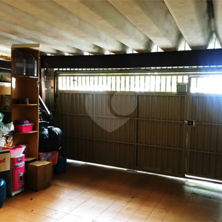 Sobrado à venda com 4 quartos, sendo 1 suíte,  em Vila Gomes, São Paulo, SP