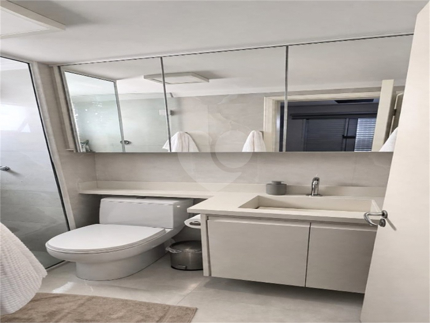 Apartamento à venda com 3 quartos, sendo 1 suíte, em Vila Guilherme, São Paulo, SP