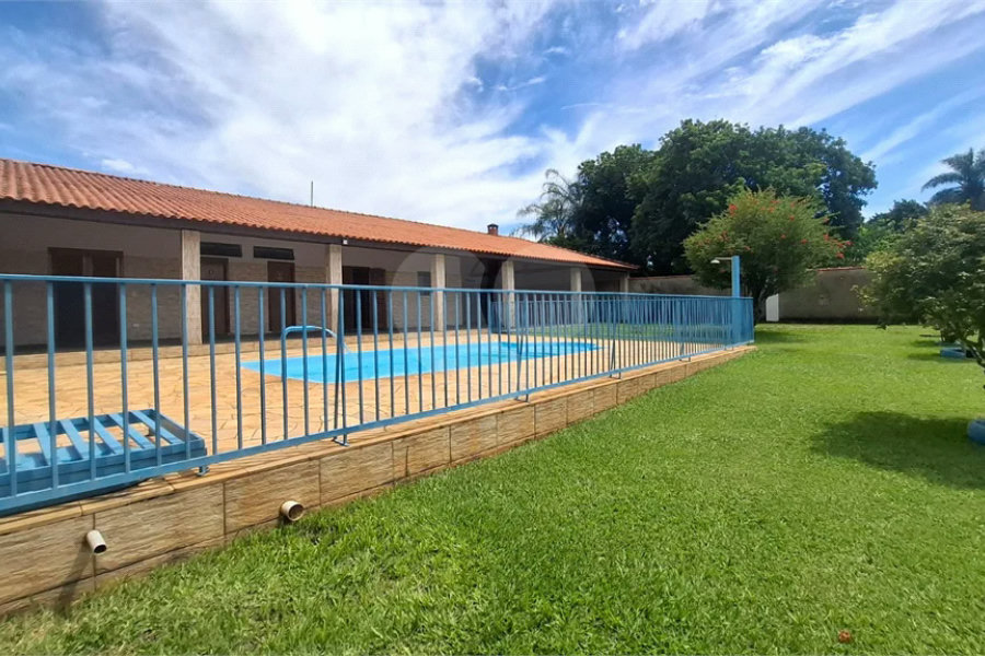 Chácara à venda – Excelente oportunidade dentro da cidade para investir ou para morar!
