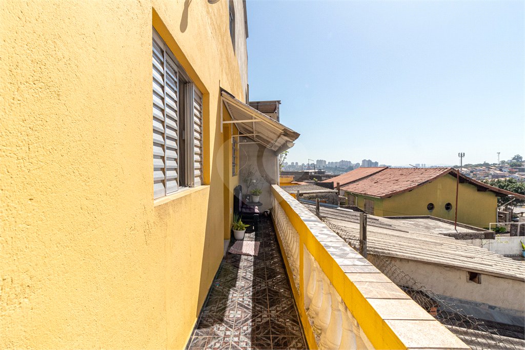 Casa à venda com 3 quartos, sendo 1 suíte, em Jardim Paris, São Paulo, SP