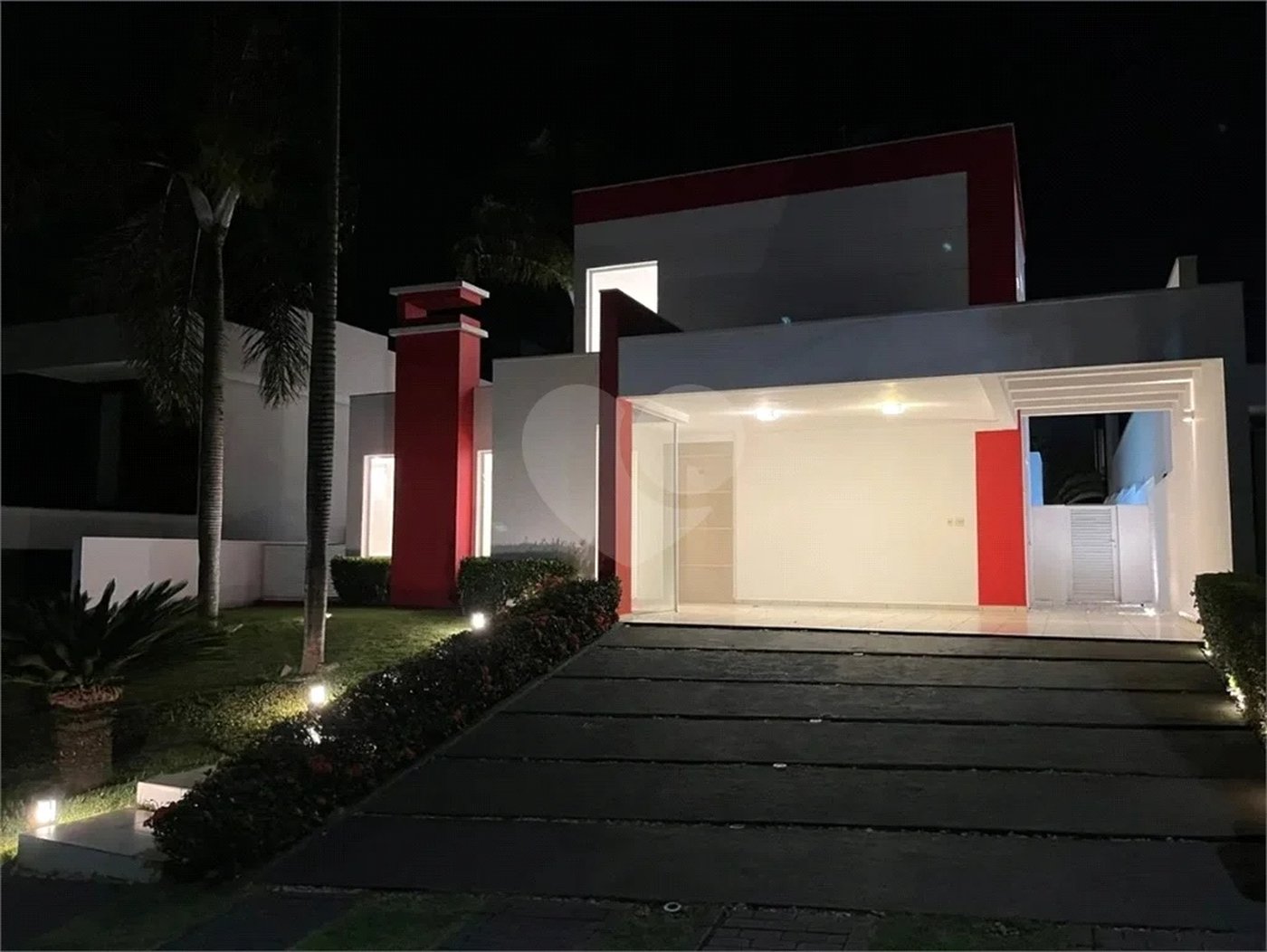 Casa para alugar com 3 suítes no condomínio Figueira Garden, Atibaia - SP