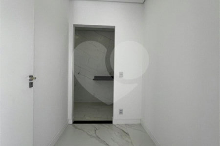 Casa à venda com 4 suítes no condomínio Residencial Mosaico da Serra, Mogi das Cruzes - SP