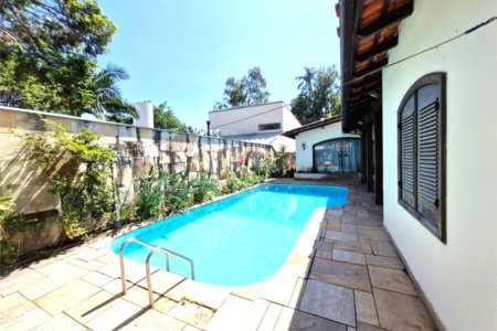 Casa Térrea à venda com 5 quartos, sendo 3 suítes, em Granja Julieta, São Paulo, SP