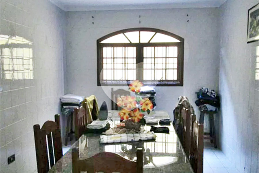 Sobrado à venda com 6 quartos, sendo 4 suítes, em Vila Albertina, São Paulo, SP