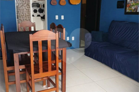 Casa à venda com 2 quartos no condomínio Villa Caucaia, Cotia - SP