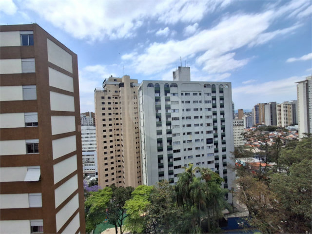 Apartamento à venda com 3 quartos, sendo 1 suíte,  em Santana, São Paulo, SP