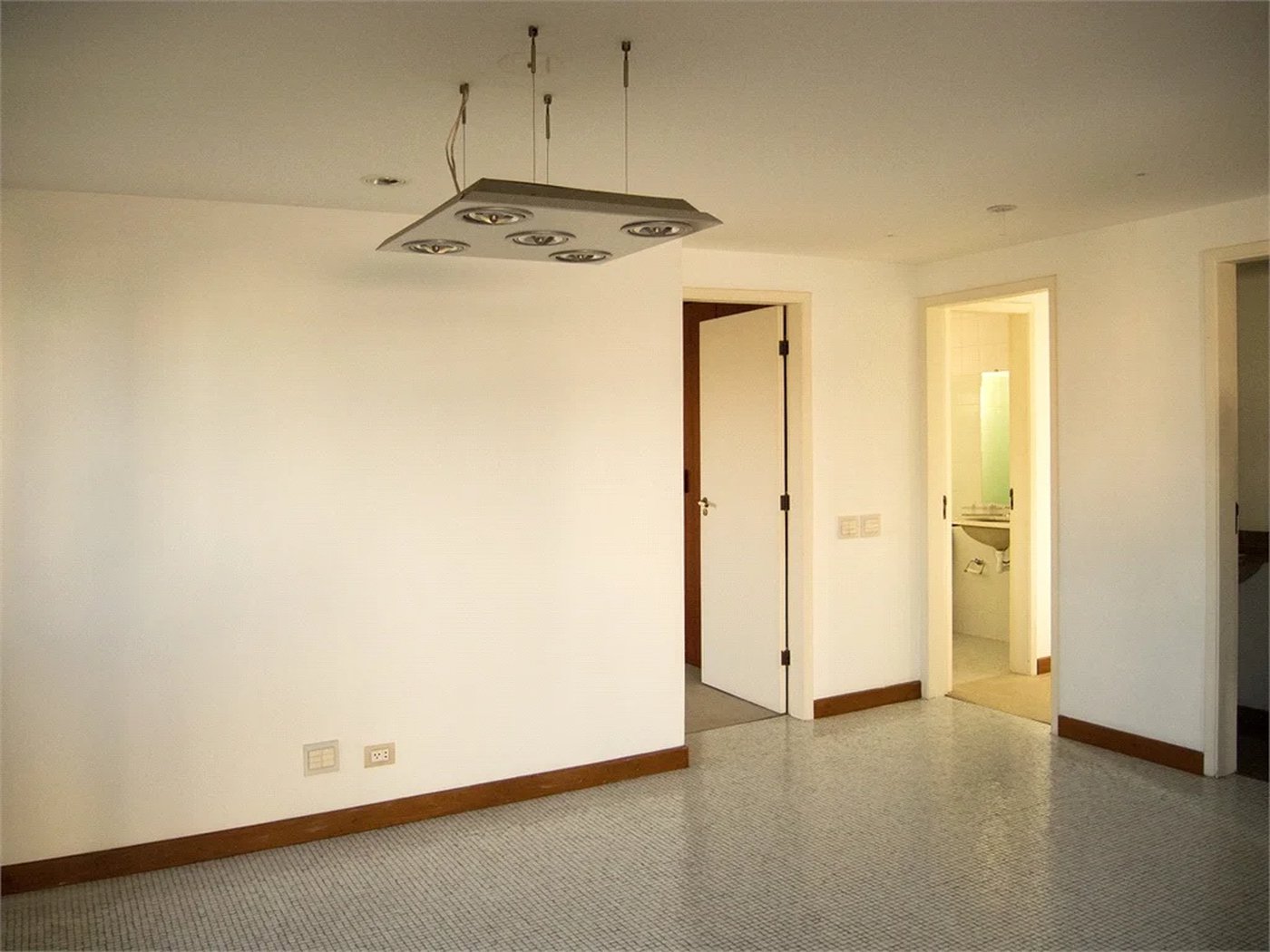 Apartamento à venda com 2 suítes em Pinheiros, São Paulo, SP