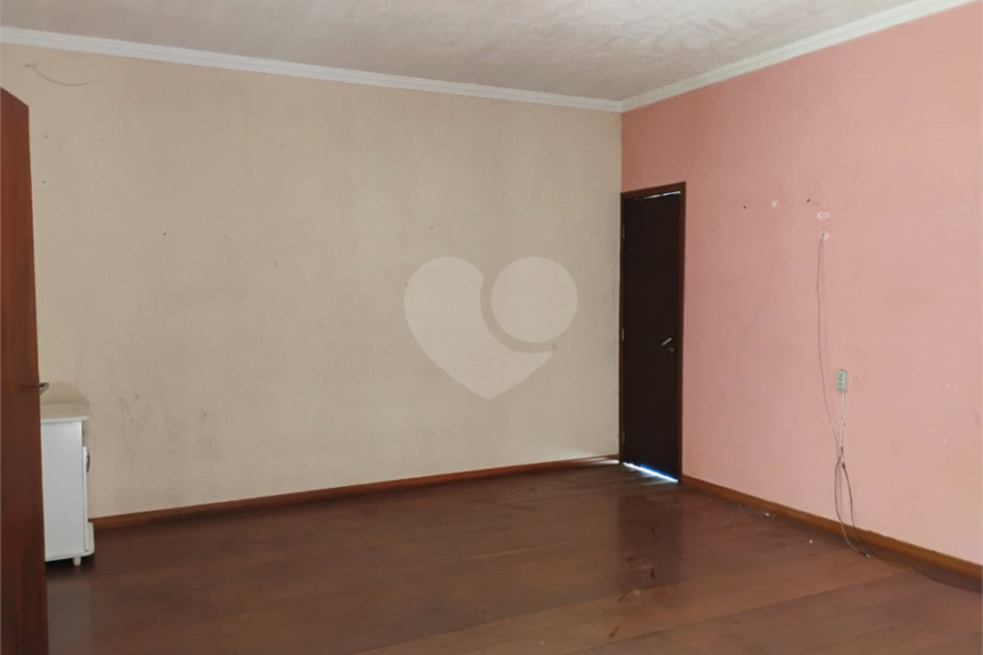 Casa à venda com 3 quartos, sendo 1 suíte, no Centro, Mairiporã, SP