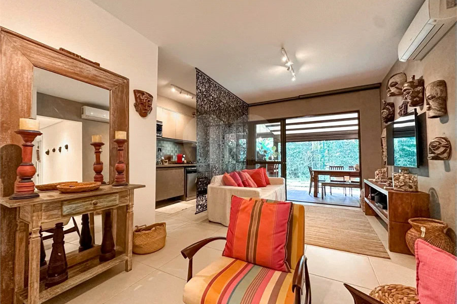 Villagio à venda com 3 quartos, sendo 1 suíte,  em Riviera de São Lourenço, Bertioga, SP