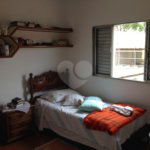 Vende-se Sobrado em Condomínio Fechado – 3 Dormitórios | 180 m²