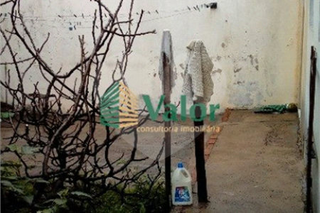 Casa com 3 dormitórios na Vila Prado
