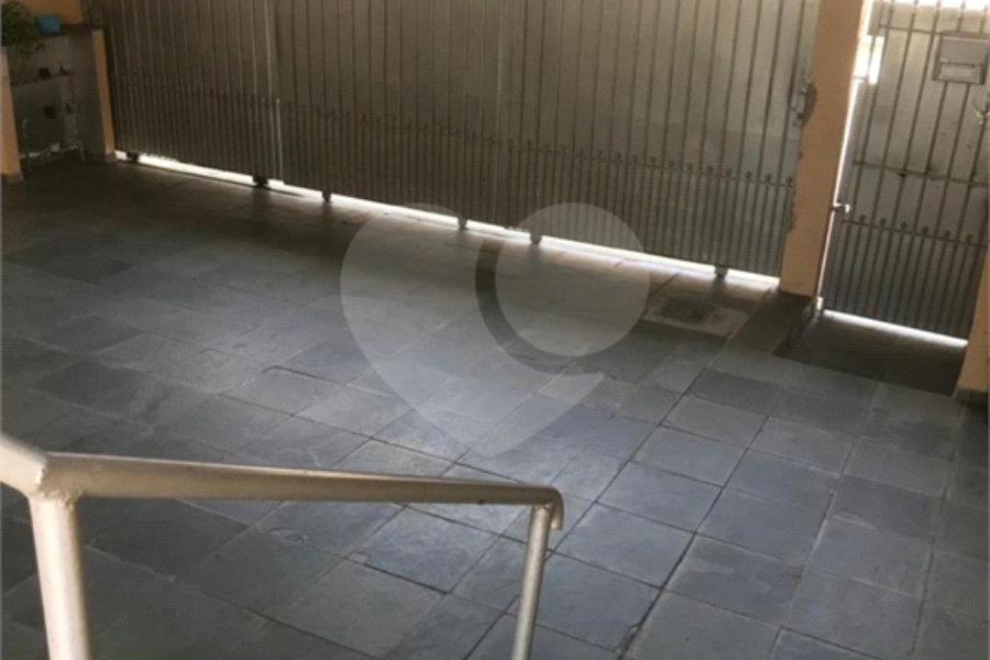 Sobrado à venda com 10 quartos, sendo 2 suítes, em Pirituba, São Paulo, SP