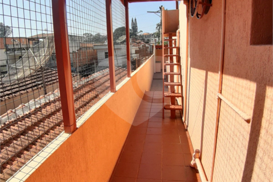 Sobrado à venda com 3 quartos, sendo 1 suíte, em Tremembé, São Paulo, SP