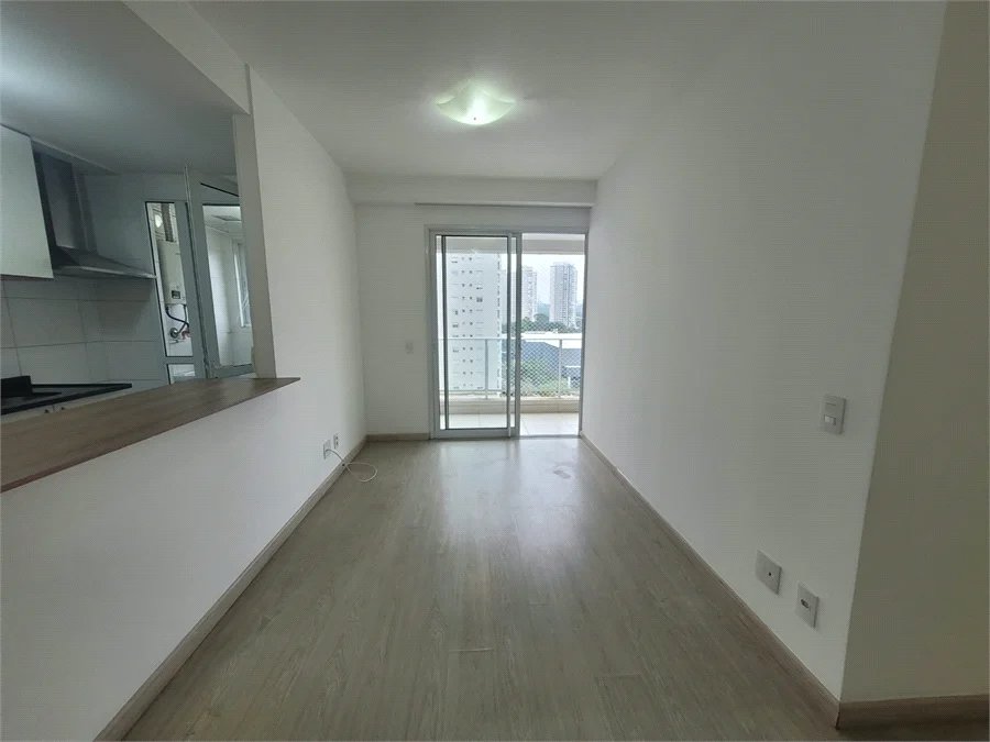 Apartamento à venda com 2 quartos em Vila Anastácio, São Paulo, SP
