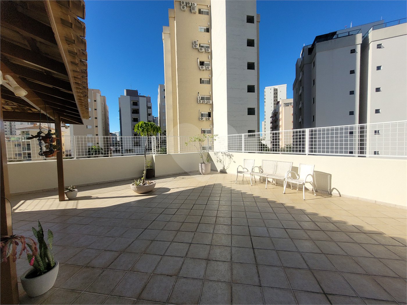 Apartamento à venda com 3 quartos, sendo 1 suíte, em Parque Campolim, Sorocaba, SP