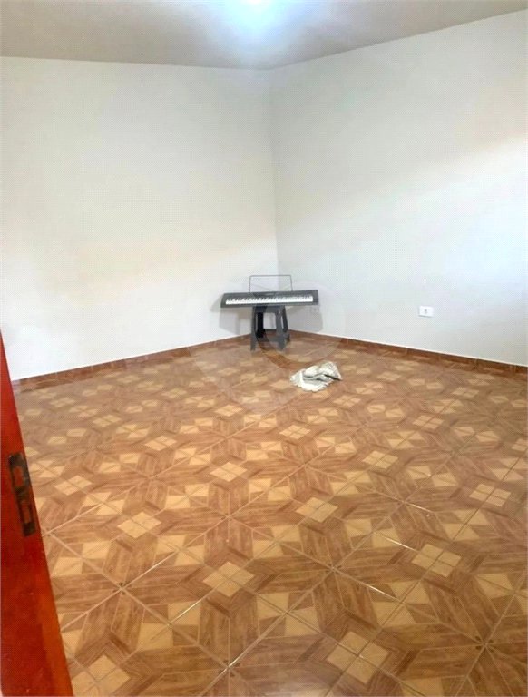 Casa à venda com 5 quartos em Jardim Araruama, Cotia, SP