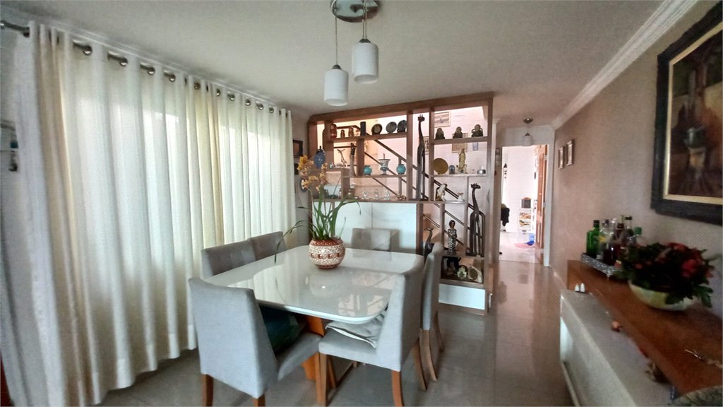 Casa à venda com 3 suítes em Jardim Trussardi, São Paulo, SP