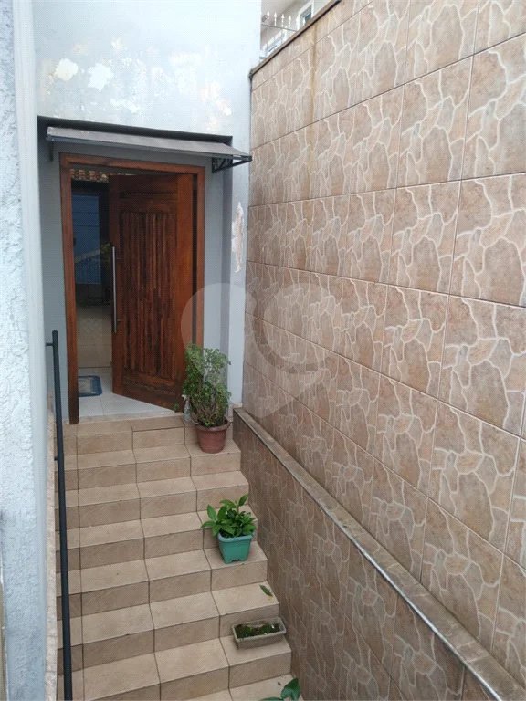 Sobrado à venda com 2 quartos, sendo 1 suíte, em Vila Gustavo, São Paulo, SP