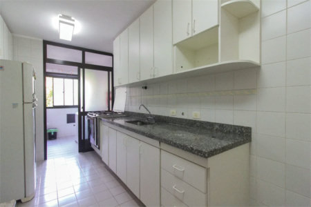 Apartamento à venda com 3 quartos, sendo 2 suítes,  em Vila Andrade, São Paulo, SP