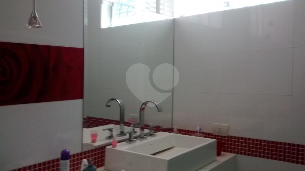 Sobrado à venda com 4 suítes em Tremembé, São Paulo, SP