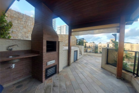 Apartamento Residencial à venda, Enseada, Guarujá - AP0517.