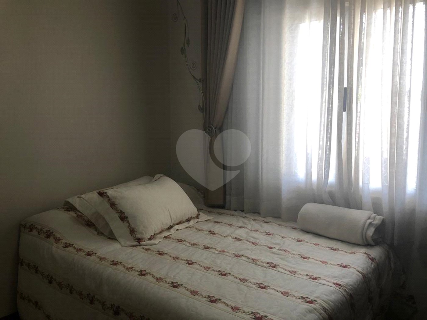 Sobrado à venda com 4 quartos, sendo 2 suítes, em Palmas do Tremembé, São Paulo, SP