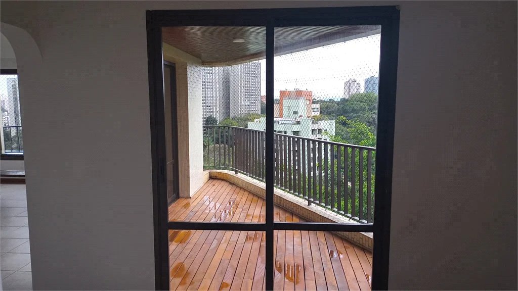 Apartamento à venda com 4 quartos, sendo 2 suítes, em Vila Suzana, São Paulo, SP