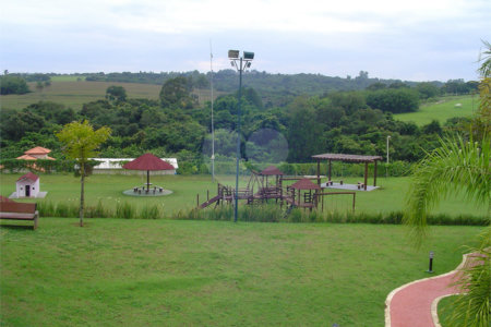 Terreno à venda no condomínio Village Saint Charbel, Araçoiaba da Serra - SP