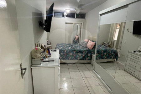 Casa à venda com 5 quartos, sendo 2 suítes, em Campo Grande, Rio de Janeiro, RJ