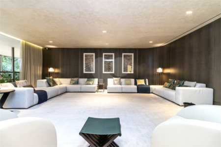 Apartamento à venda com 4 suítes em Jardim Guedala, São Paulo, SP
