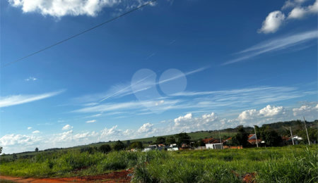 Terreno à venda no Centro, Itirapina, SP
