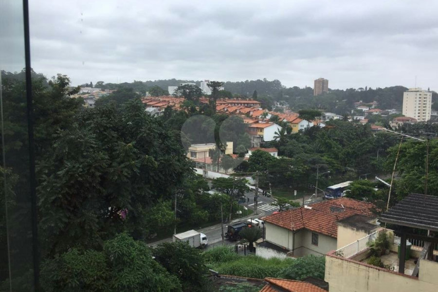 Sobrado à venda com 3 quartos, sendo 1 suíte, em Jardim Virginia Bianca, São Paulo, SP