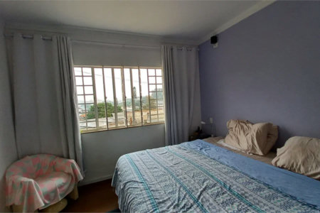 Sobrado à venda com 3 quartos, sendo 1 suíte,  em Vila Gomes, São Paulo, SP