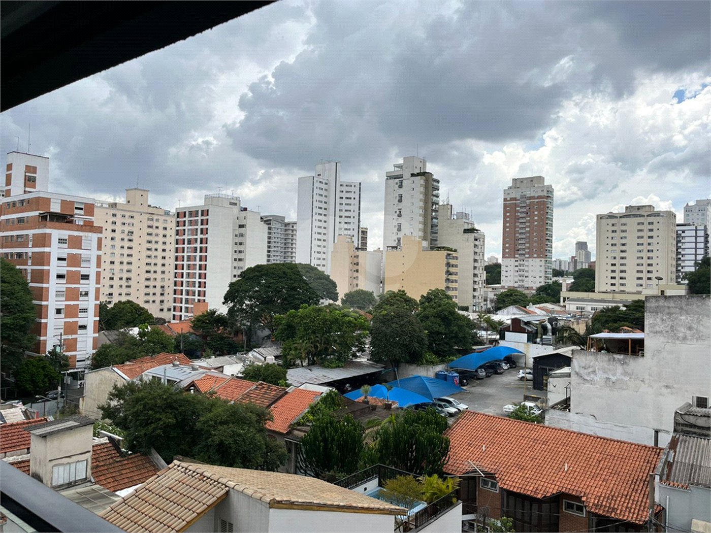 Apartamento à venda ou para alugar com 1 suíte em Pinheiros, São Paulo, SP