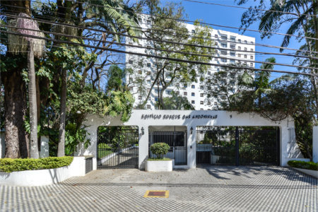 Apartamento à venda ou para alugar com 3 quartos, sendo 1 suíte,  em Granja Julieta, São Paulo, SP