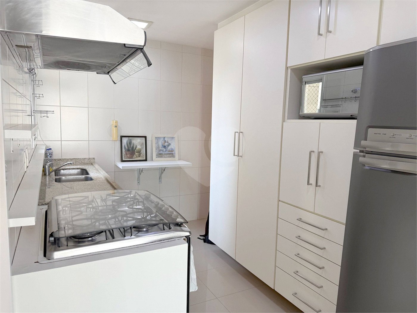 Apartamento para alugar com 3 quartos, sendo 1 suíte, em Vila Olímpia, São Paulo, SP