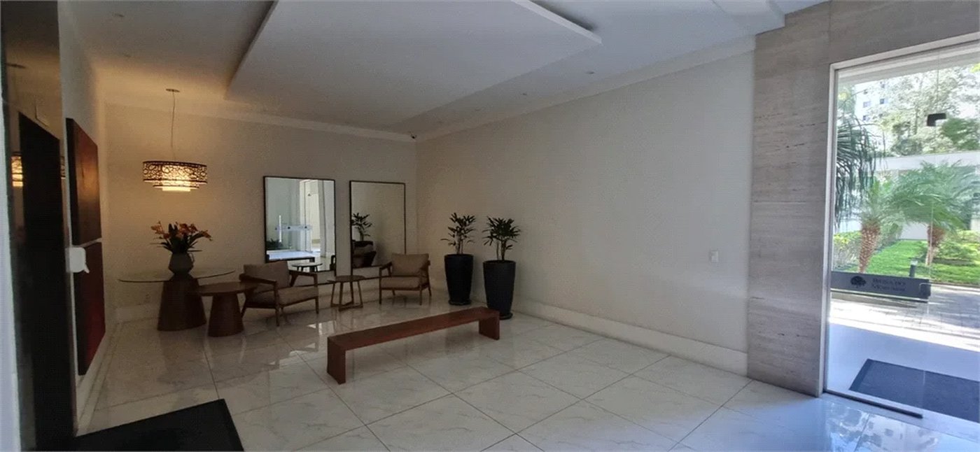 Apartamento à venda com 3 suítes em Jardim Londrina, São Paulo, SP