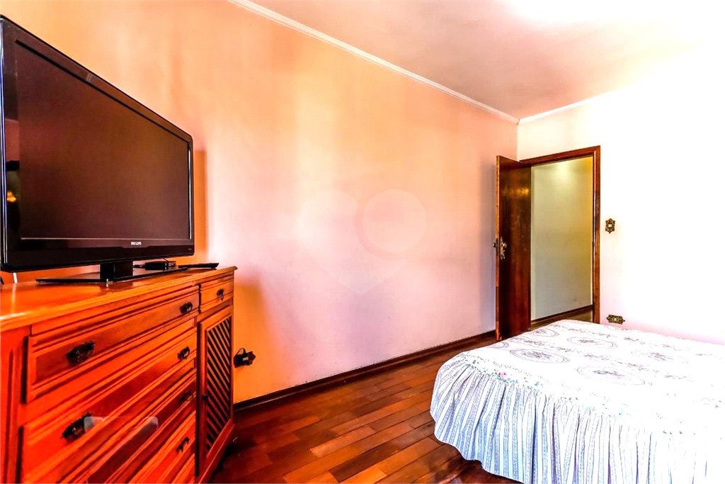 Sobrado à venda com 4 quartos, sendo 1 suíte, em Vila Nova Mazzei, São Paulo, SP