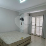 Casa à venda com 4 quartos, sendo 3 suítes, no condomínio Vila Inglesa, Sorocaba - SP