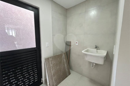 Casa à venda com 3 quartos, sendo 1 suíte, no condomínio Villagio Wanel, Sorocaba - SP