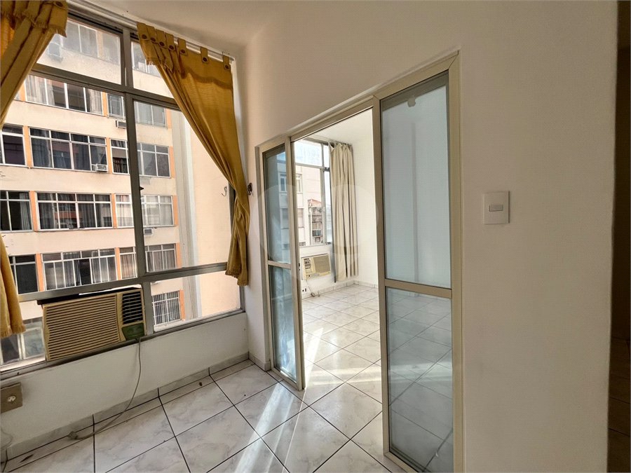 Apartamento à venda ou para alugar com 1 suíte no Centro, Rio de Janeiro, RJ