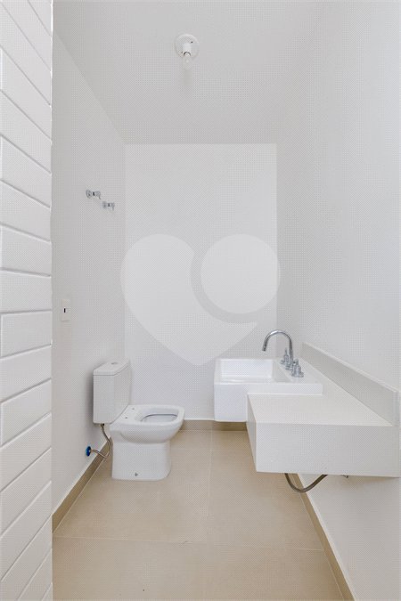 Casa de Vila à venda com 3 quartos, sendo 2 suítes, em Santo Amaro, São Paulo, SP