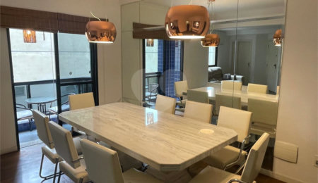 Apartamento à venda com 3 quartos, sendo 1 suíte,  em Morumbi, São Paulo, SP